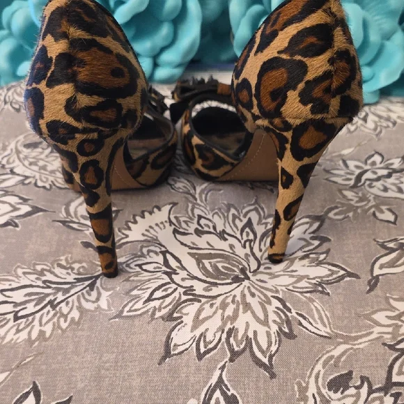 Sam Edelman Animal Print Bow Heels - Picture 4 of 7